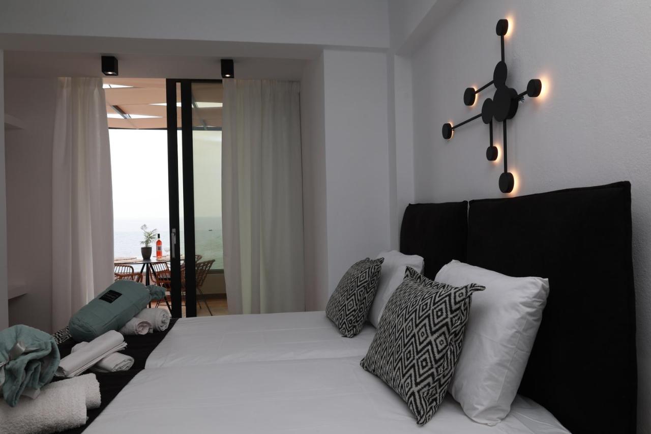 Paris-Irini Studios And Apartments Plomari エクステリア 写真